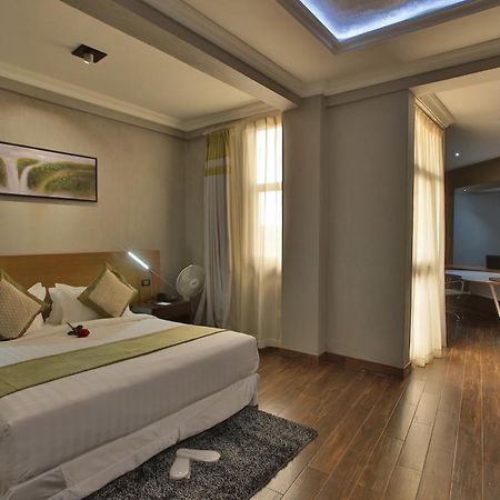 Rori Hotel 아와사 외부 사진