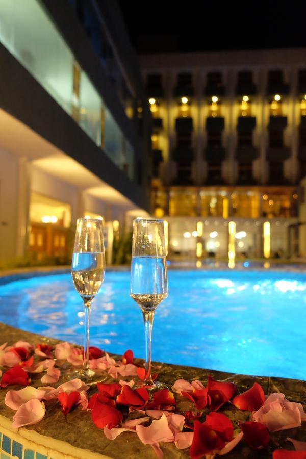 Rori Hotel 아와사 외부 사진