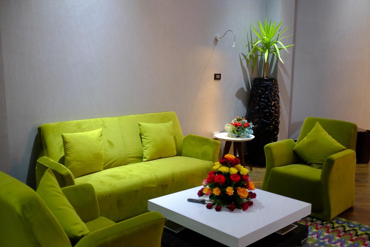 Rori Hotel 아와사 외부 사진