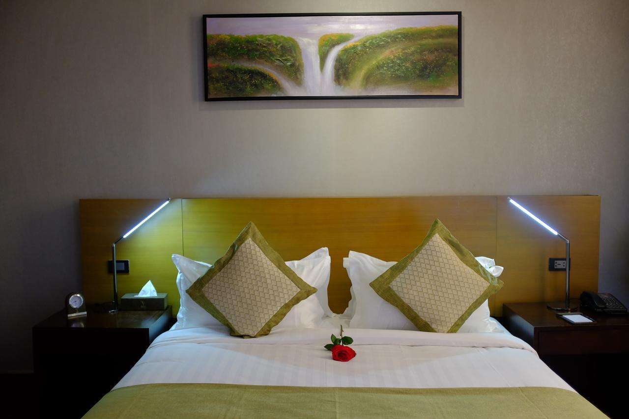 Rori Hotel 아와사 외부 사진
